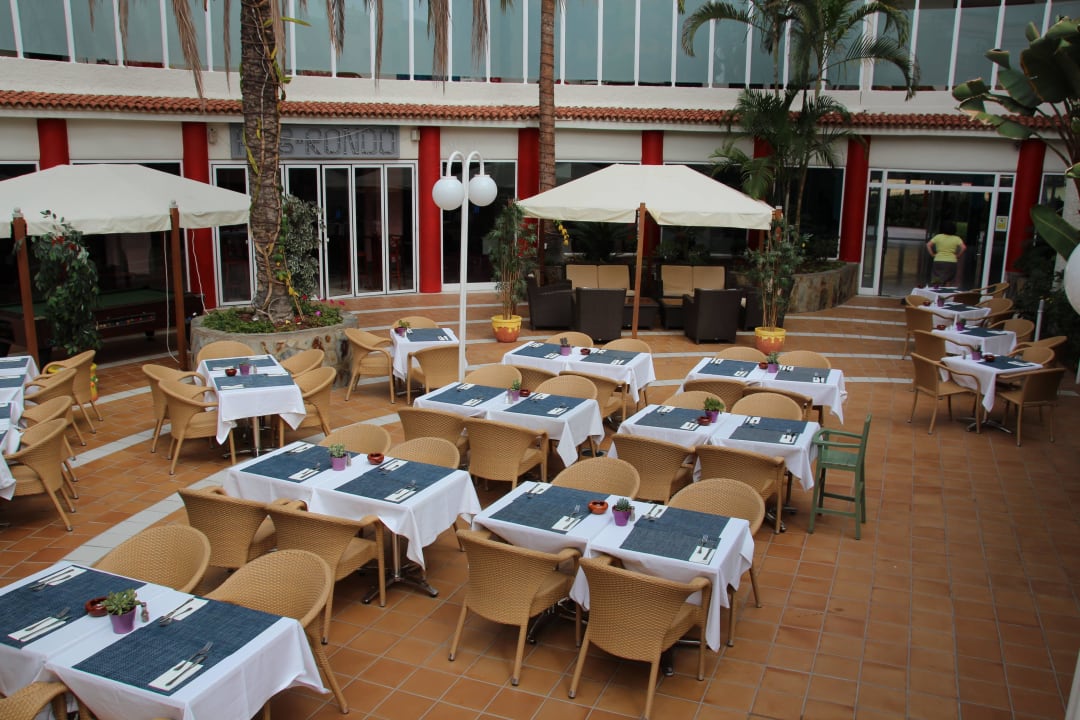 Büffet Restaurant Hotel Rondo Aussenbereich HL Miraflor Suites Hotel