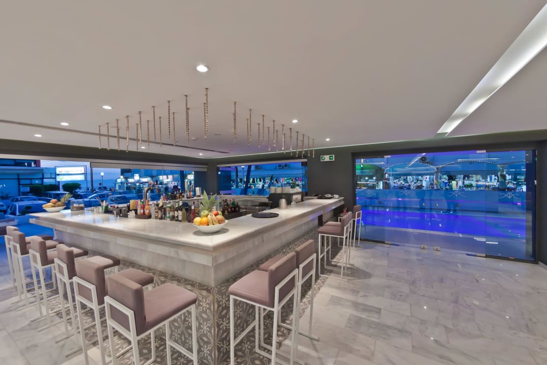 Alexia Premier City Main Bar Mercure Rhodes Alexia Hotel & Spa