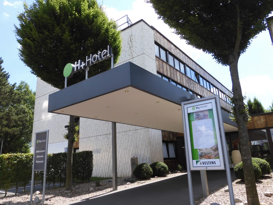 Außenansicht H+ Hotel Bochum