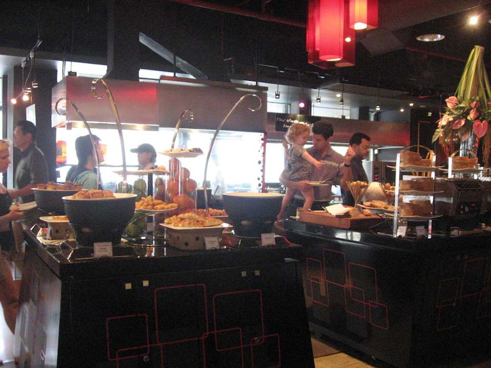 Frühstücksbüffet im Hotel  Hotel Novotel Bangkok On Siam Square