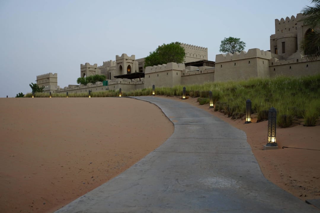 Dämmerung Qasr Al Sarab Desert Resort by Anantara
