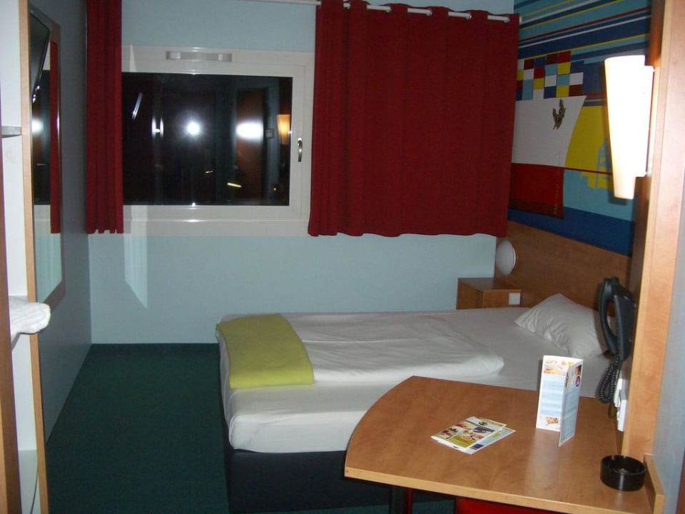 Zimmer 314 B&B Hotel Hamburg-Altona