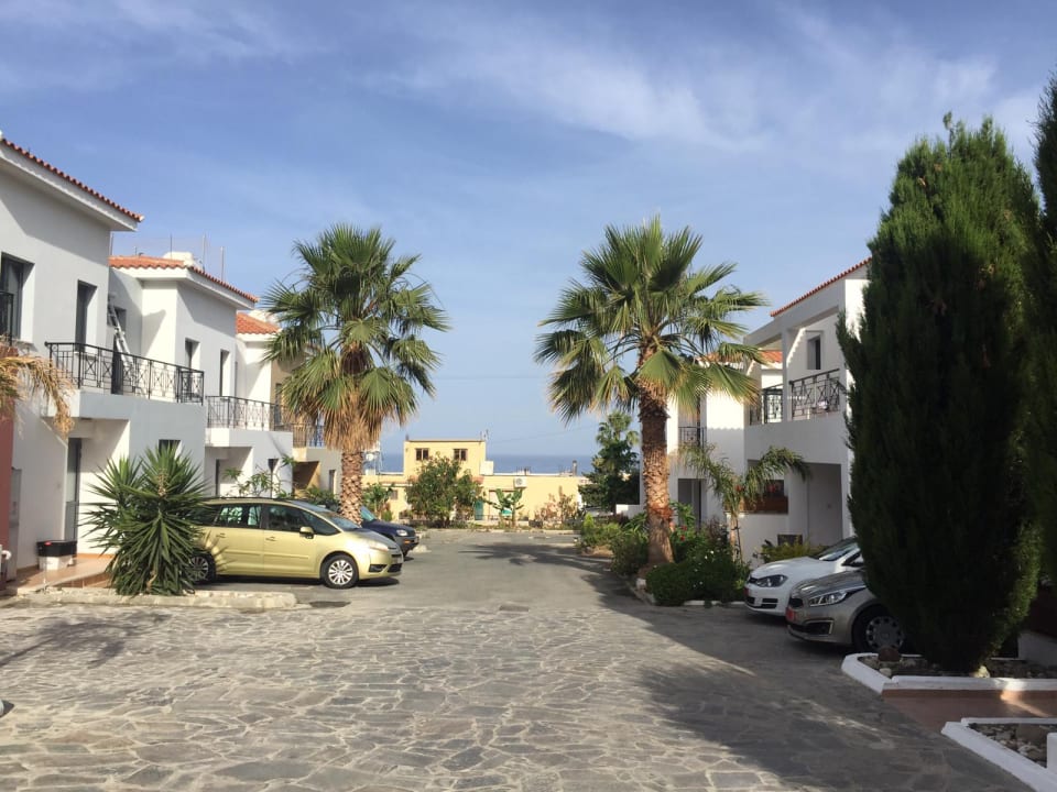 Außenansicht Hotel Julipapas Gardens