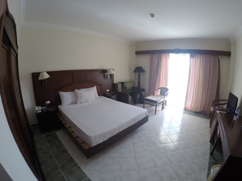 Zimmer Brayka Bay Resort