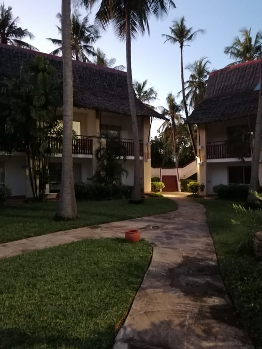 Gartenanlage Bahari Beach Hotel