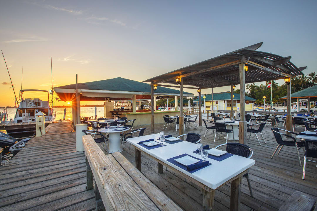 Gastro whala!boca chica