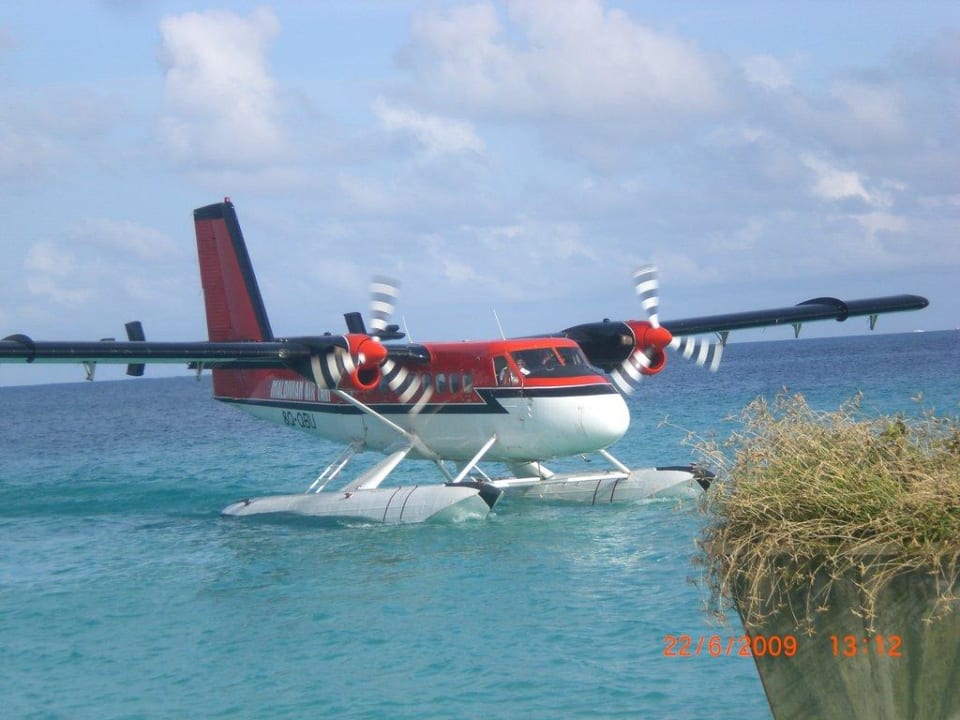 Wasserflugzeug Summer Island Maldives