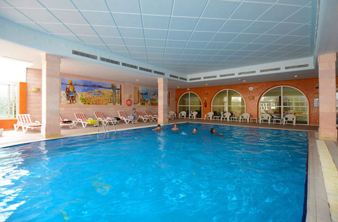 Piscina Climatizada Sidi Mansour Resort & Spa