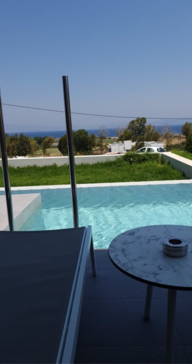 Zimmer Harmony Crest Resort & Spa