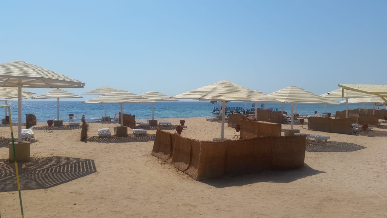 Strand Menaville Safaga