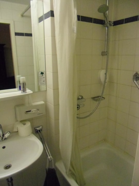 Bad acom Hotel Berlin Kurfürstendamm