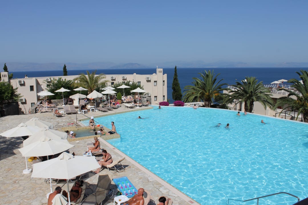 Pool MarBella, Mar-Bella Collection