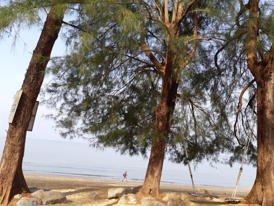 Strand Hive Khaolak Beach Resort