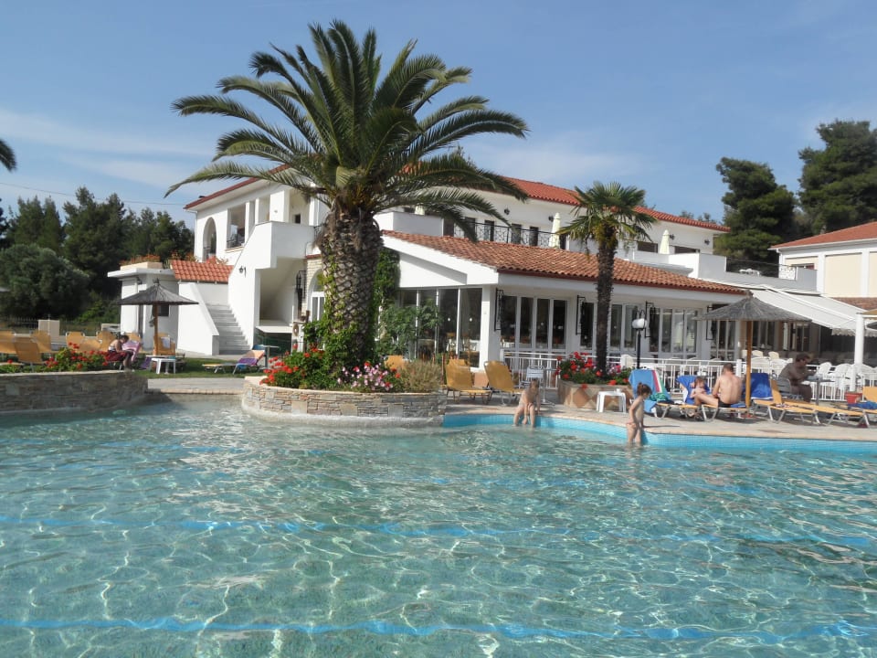 Pool Anlage  Hotel Chrousso Village