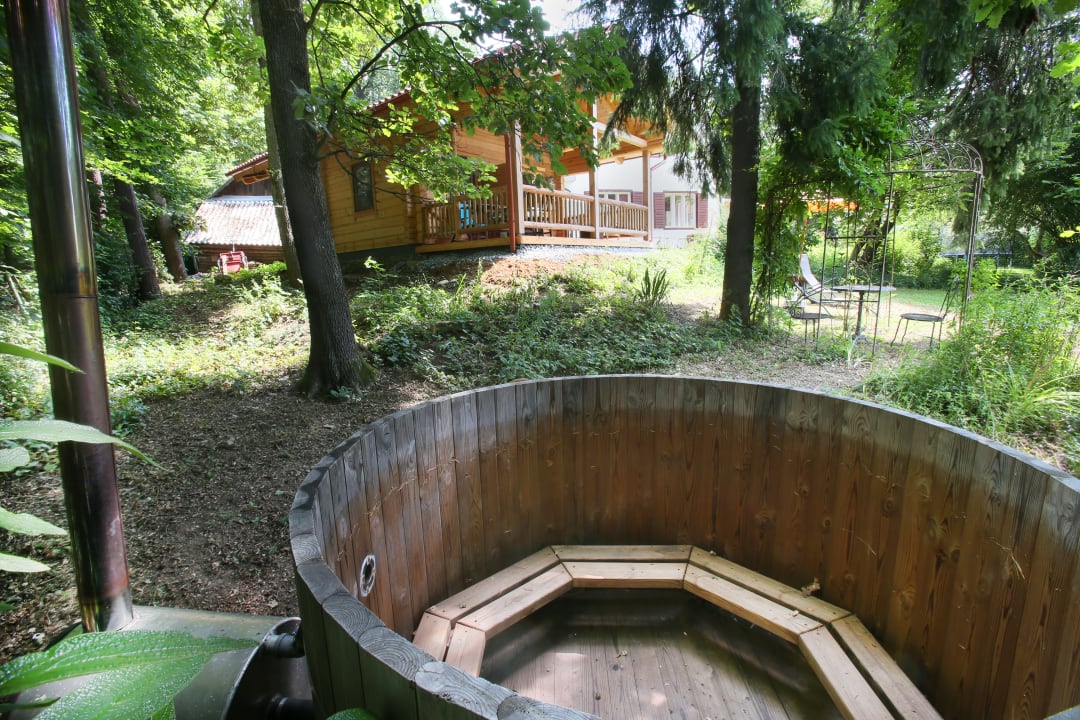 Gartenanlage Blockhaus Chalet Limone + Onkel Toms Hütte