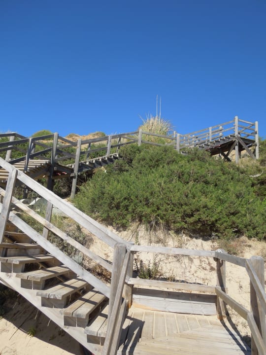 Die Treppe vom Strand zum Pool/Hotel Aldiana Club Andalusien