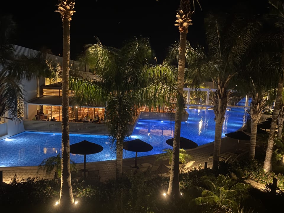 Pool Blue Lagoon Resort