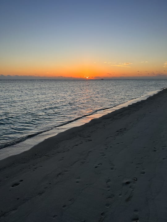 Strand Constance Moofushi Maldives