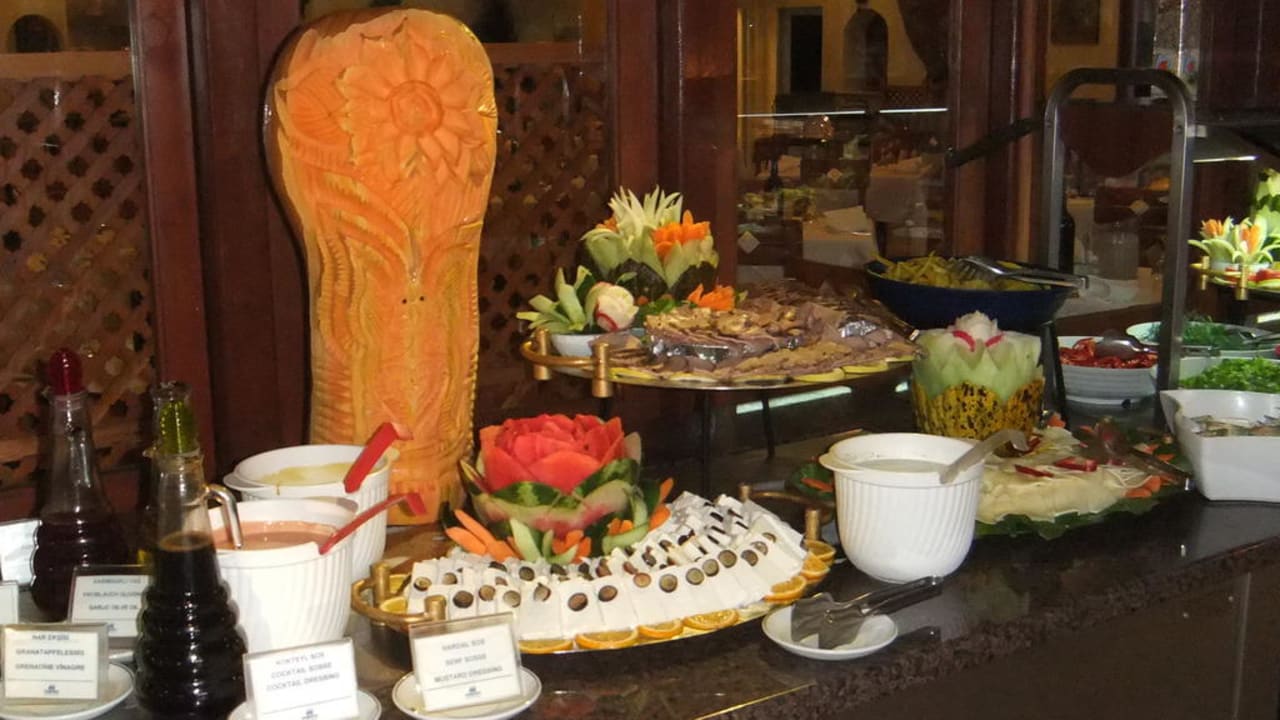 Salatbuffet am Abend Labranda Alantur Resort