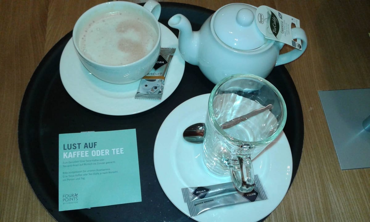 Gratis Kaffee vom Room Service Four Points by Sheraton Panoramahaus Dornbirn