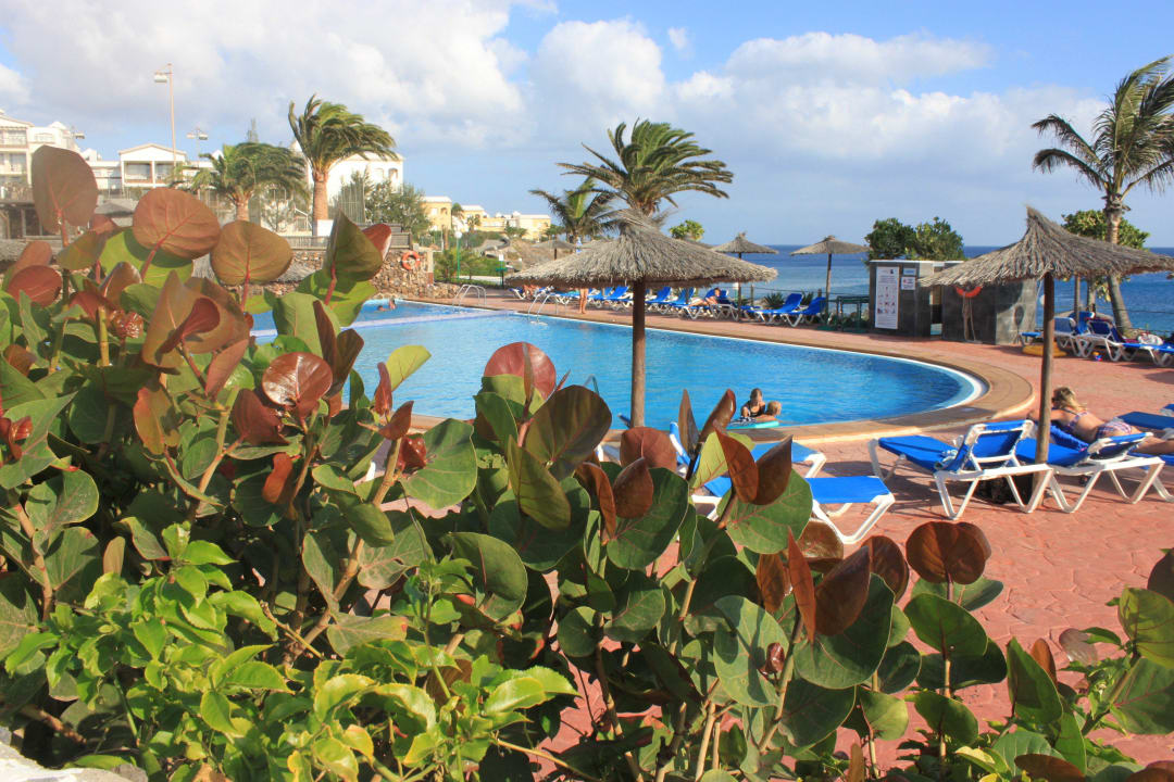 Ausblick Poolbar SBH Hotel Royal Monica