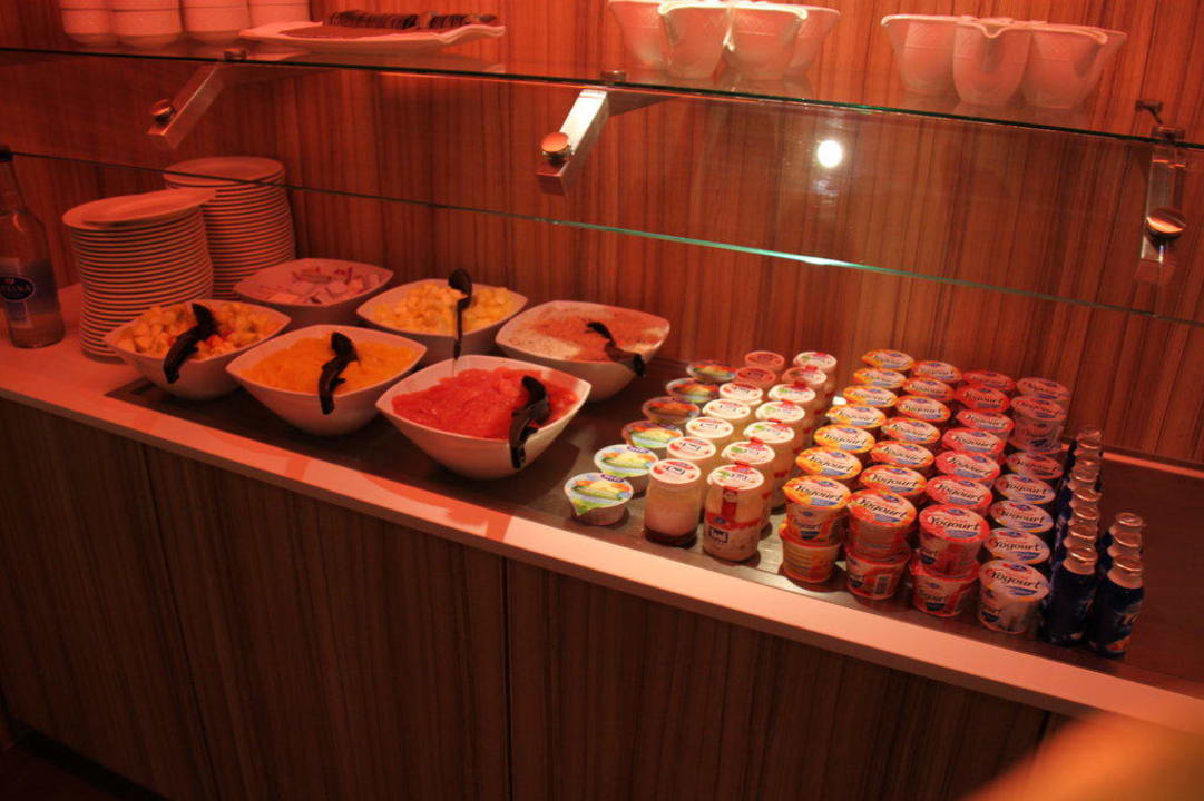 Frühstücksbuffet  Hotel Novotel Lausanne Bussigny