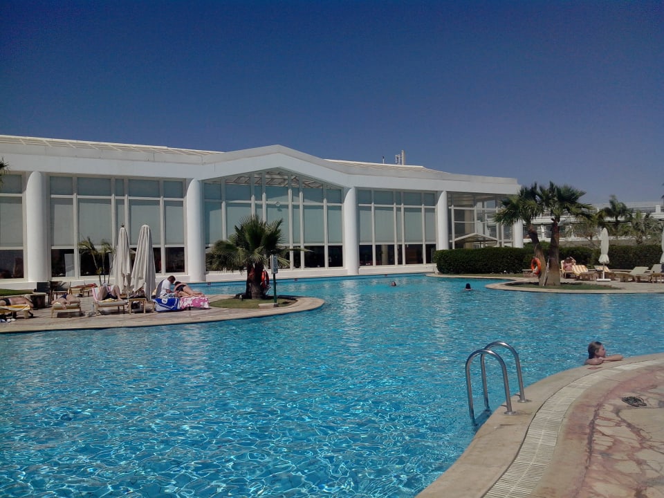 Hauptpool Safir Sharm Waterfalls Resort