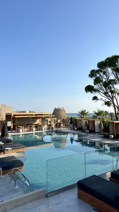Pool Eliros Mare