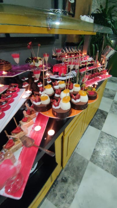 Gastro Seaden Valentine Resort & Spa