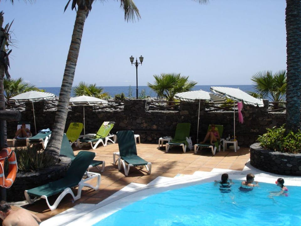 Blick auf den Meerwasserpool Hotel Jardin Tecina