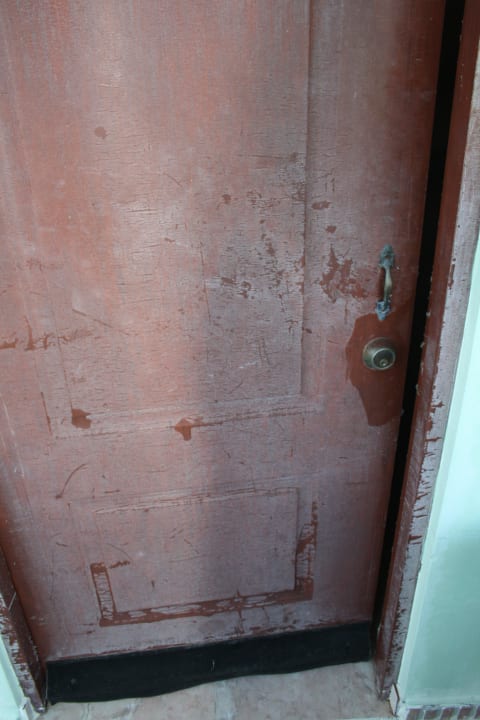 Moderne Eingangstüre Hotel Playa Chiquita