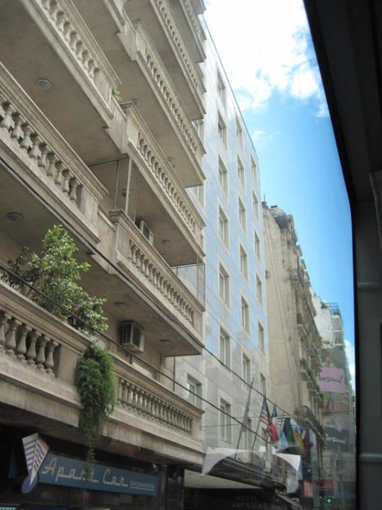 Außenansicht Cyan Americas Towers Hotel