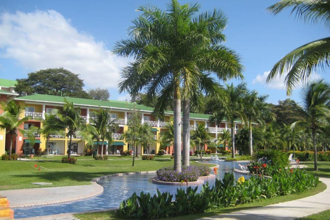 Garten im 'Royal Decameron' Grand Decameron Panama, A Trademark All Inclusive Resort