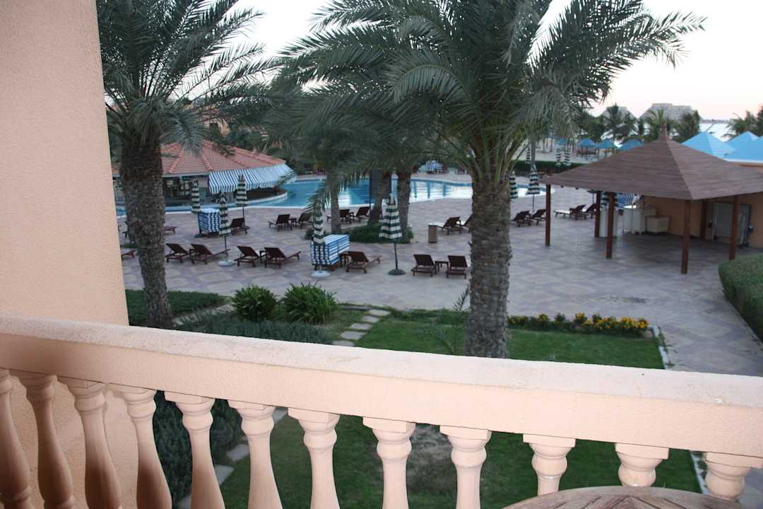 Blick vom Zimmer zum Pool BM Beach Resort