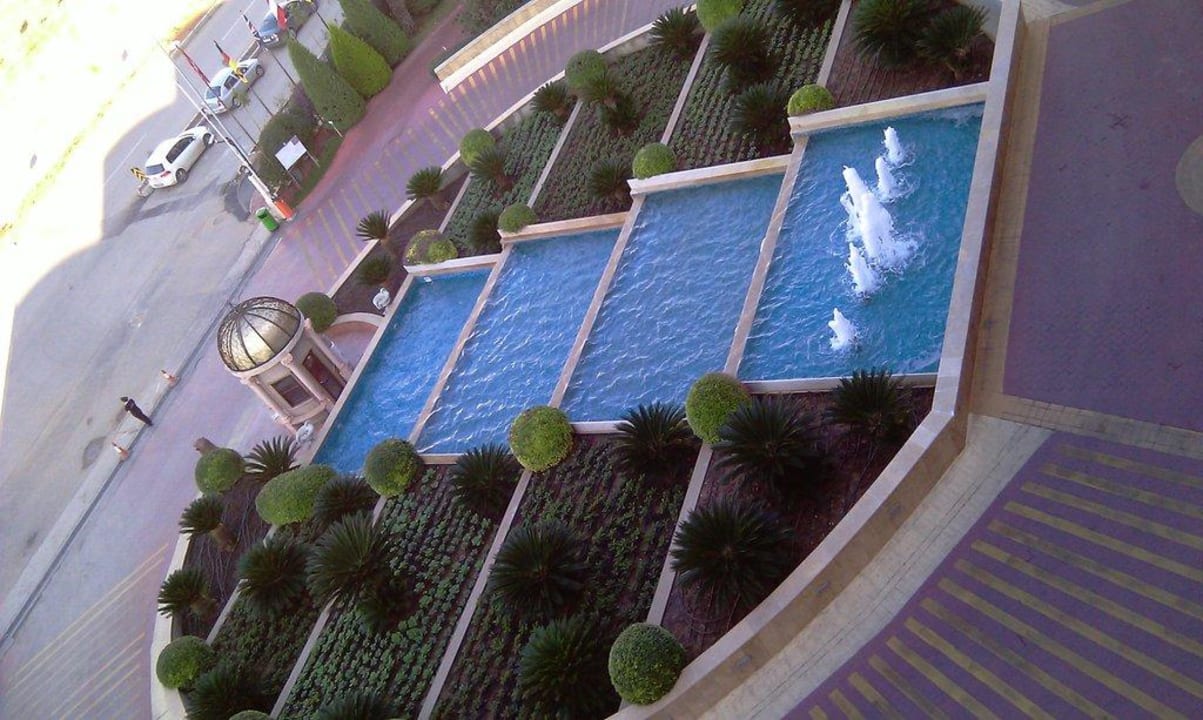 Zufahrt zum Hotel Hotel Delphin Palace