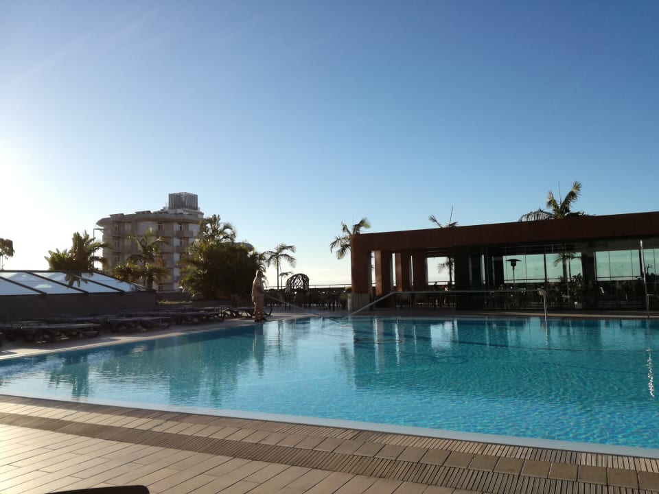 Unser Mini Balkon gemäß The Views Monumental Funchal HolidayCheck Madeira Portugal