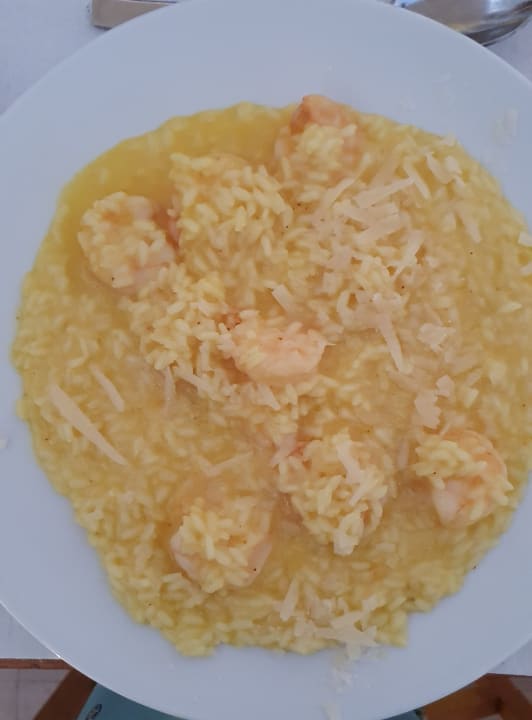 Gastro Serry Beach Resort