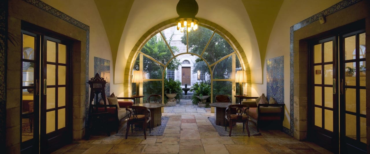 Entrance Hotel The American Colony