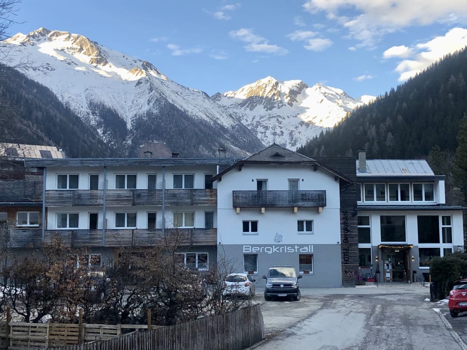Außenansicht Hotel Bergkristall