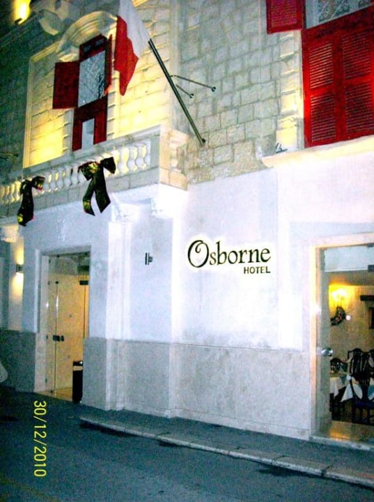 Außenansicht bei Nacht Hotel Osborne