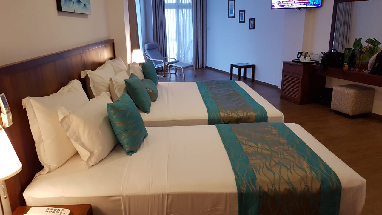 Zimmer Sayura Beach Hotel