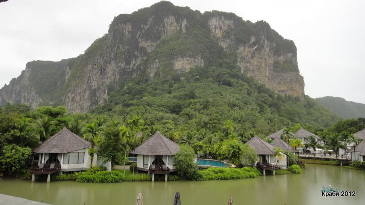 Любимая гора Peace Laguna Resort and Spa