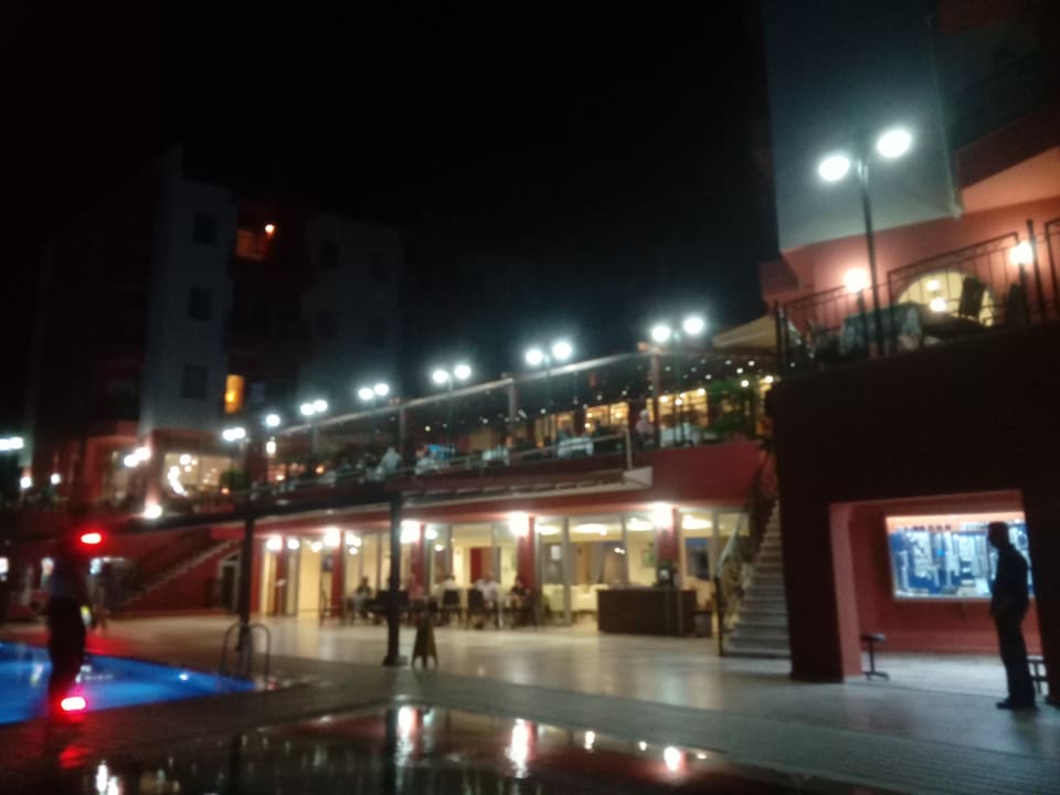 Außenansicht Royal Atlantis Beach Hotel