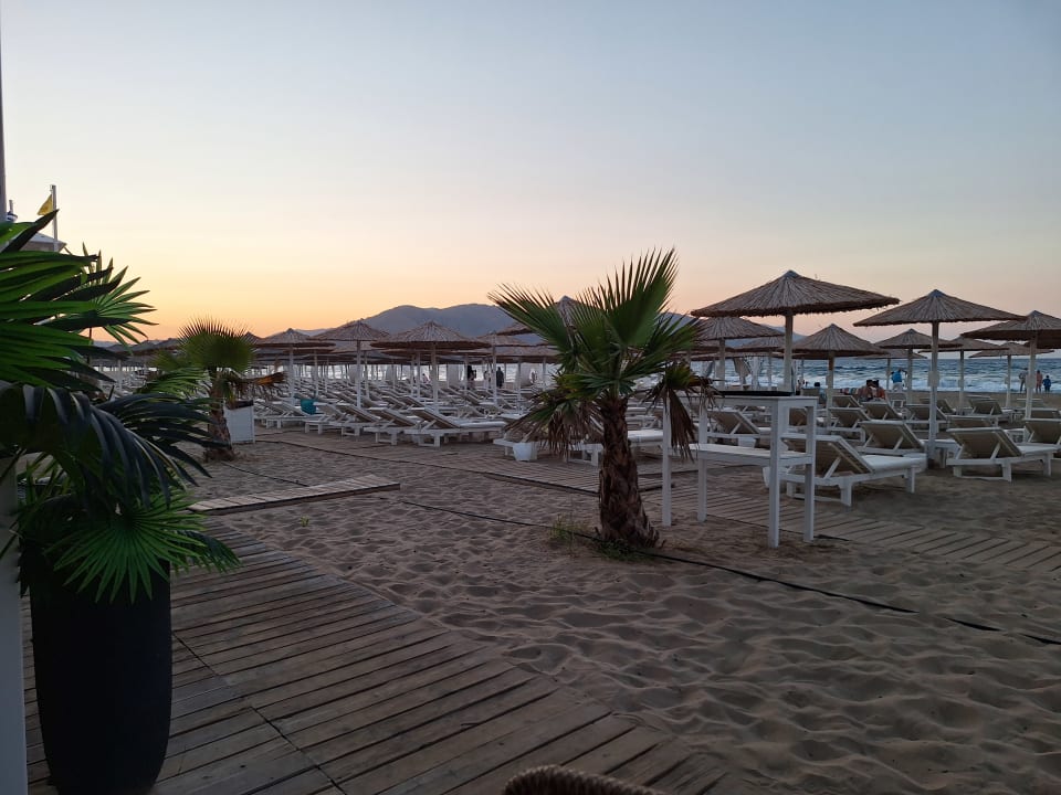 Strand Anemos Luxury Grand Resort