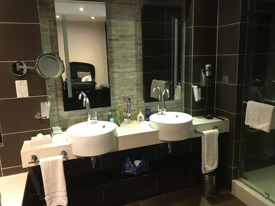 Zimmer Crystals Beach Resort Belle Mare, a member of Radisson Individuals