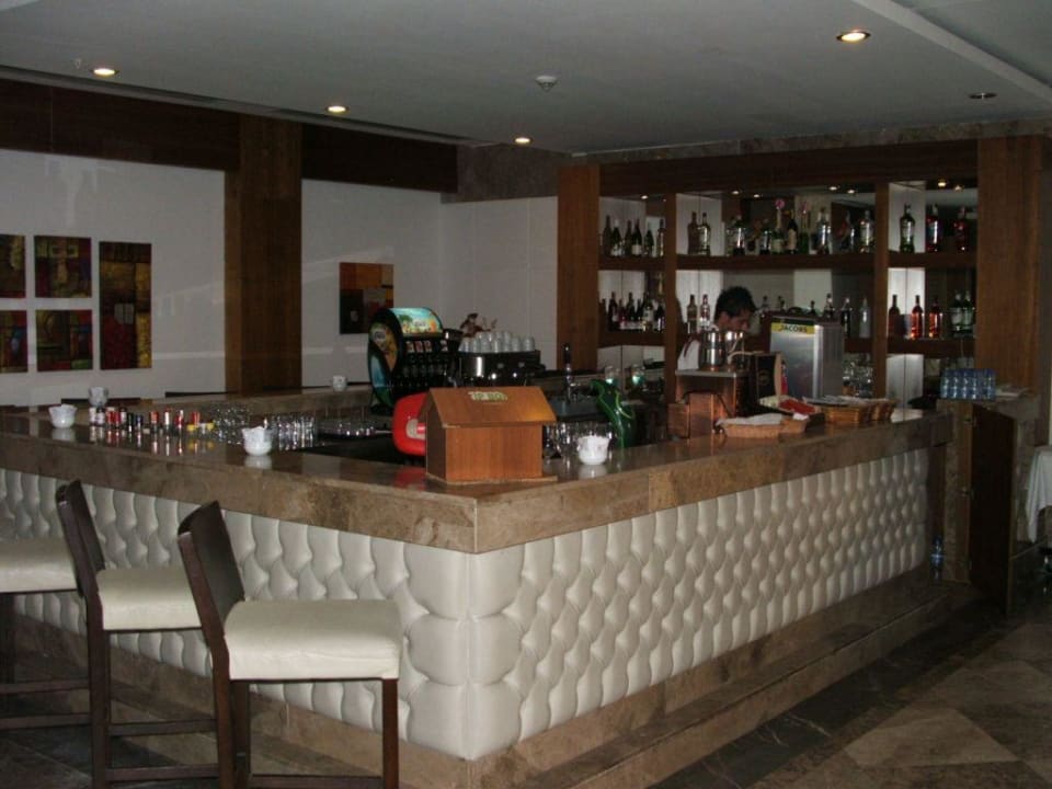 Lobbybar Saturn Palace Resort Hotel