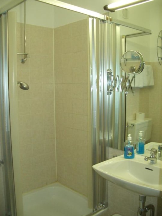 Bad/Dusche Reichel's Parkhotel