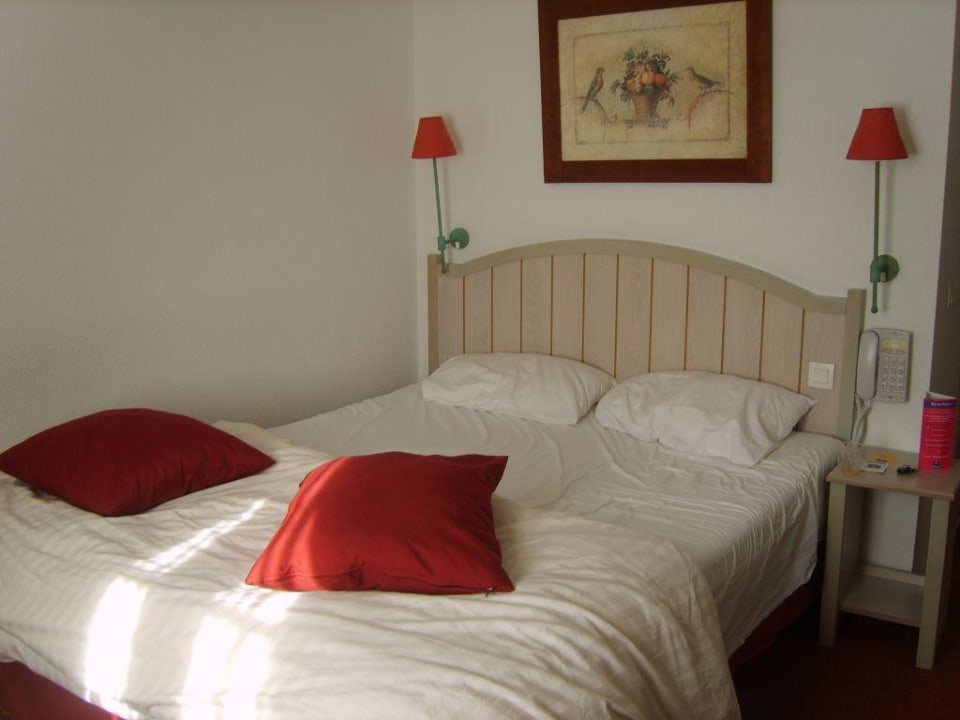 Chambre Campanile Val de France