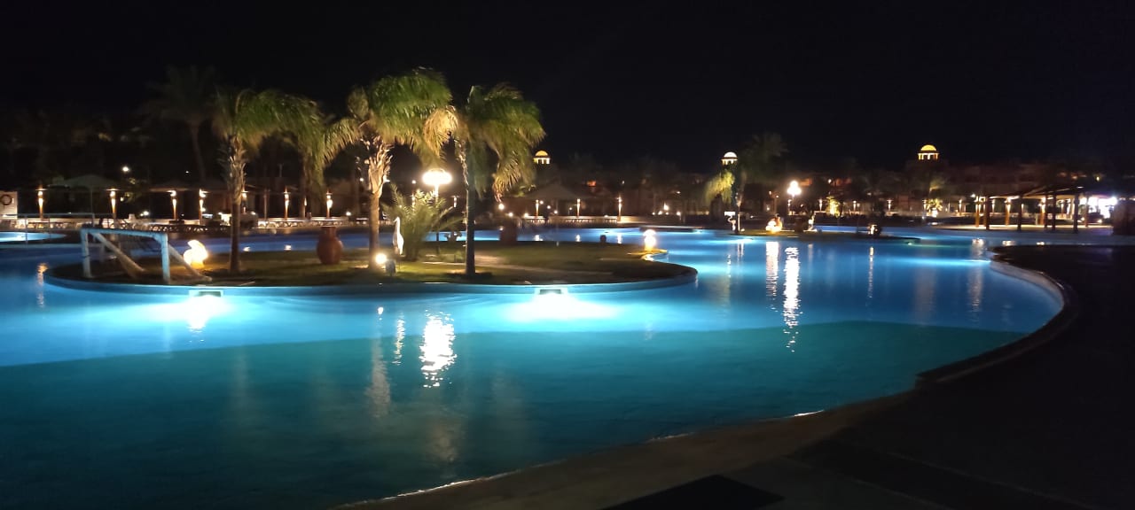 Pool Malikia Resort Abu Dabbab