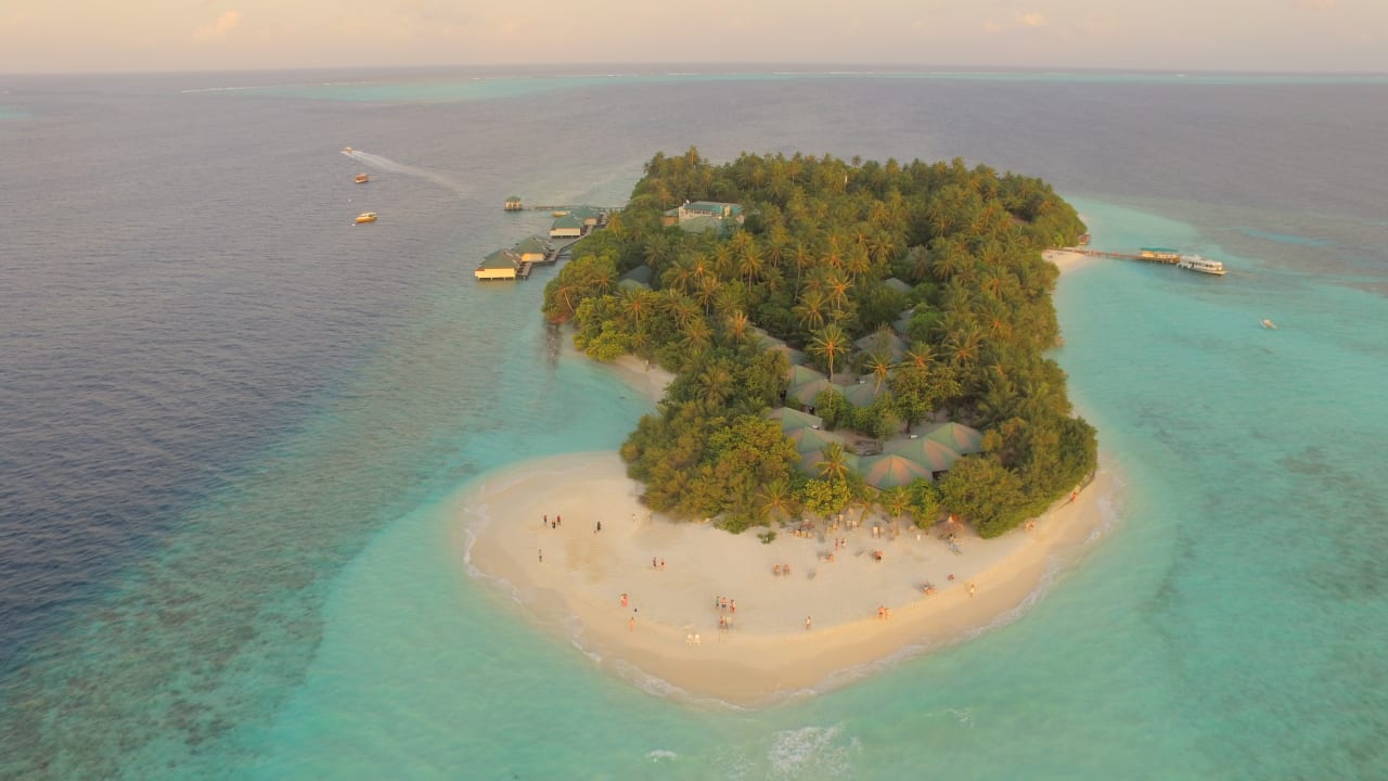 Außenansicht Embudu Village